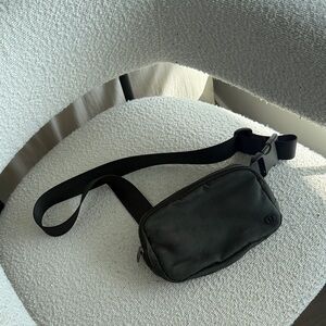 Lululemon Army Green Camo Belt Bag